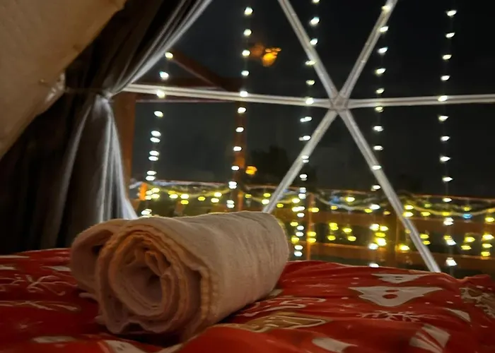 Mb Glamp אוהל מפואר Międzybrodzie Bialskie